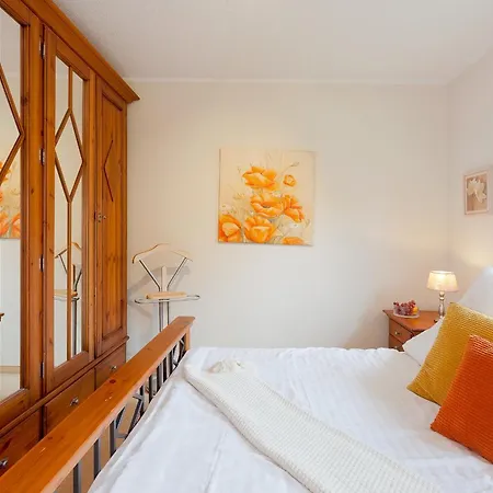 52 6, Lindenweg 6 F * Karlshagen