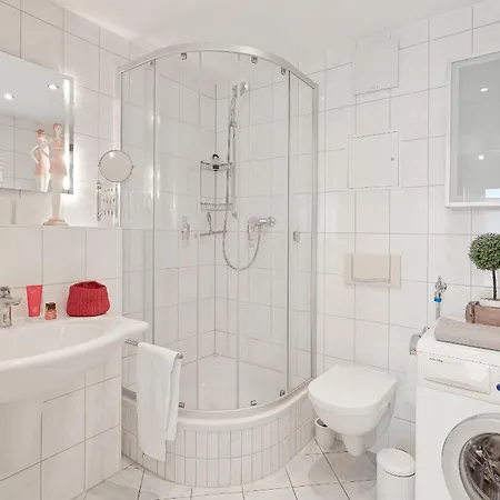 52 6, Lindenweg 6 F Appartement Karlshagen